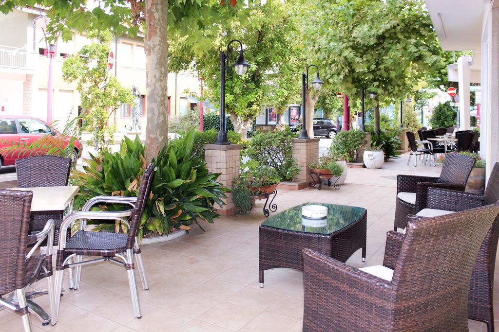Hotel Buda Bellaria-Igea Marina Exterior photo